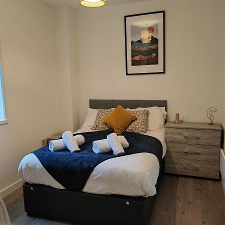 404 Bayard Plaza 2 Bedroom Apartment With Outside Terrace Peterborough Zewnętrze zdjęcie